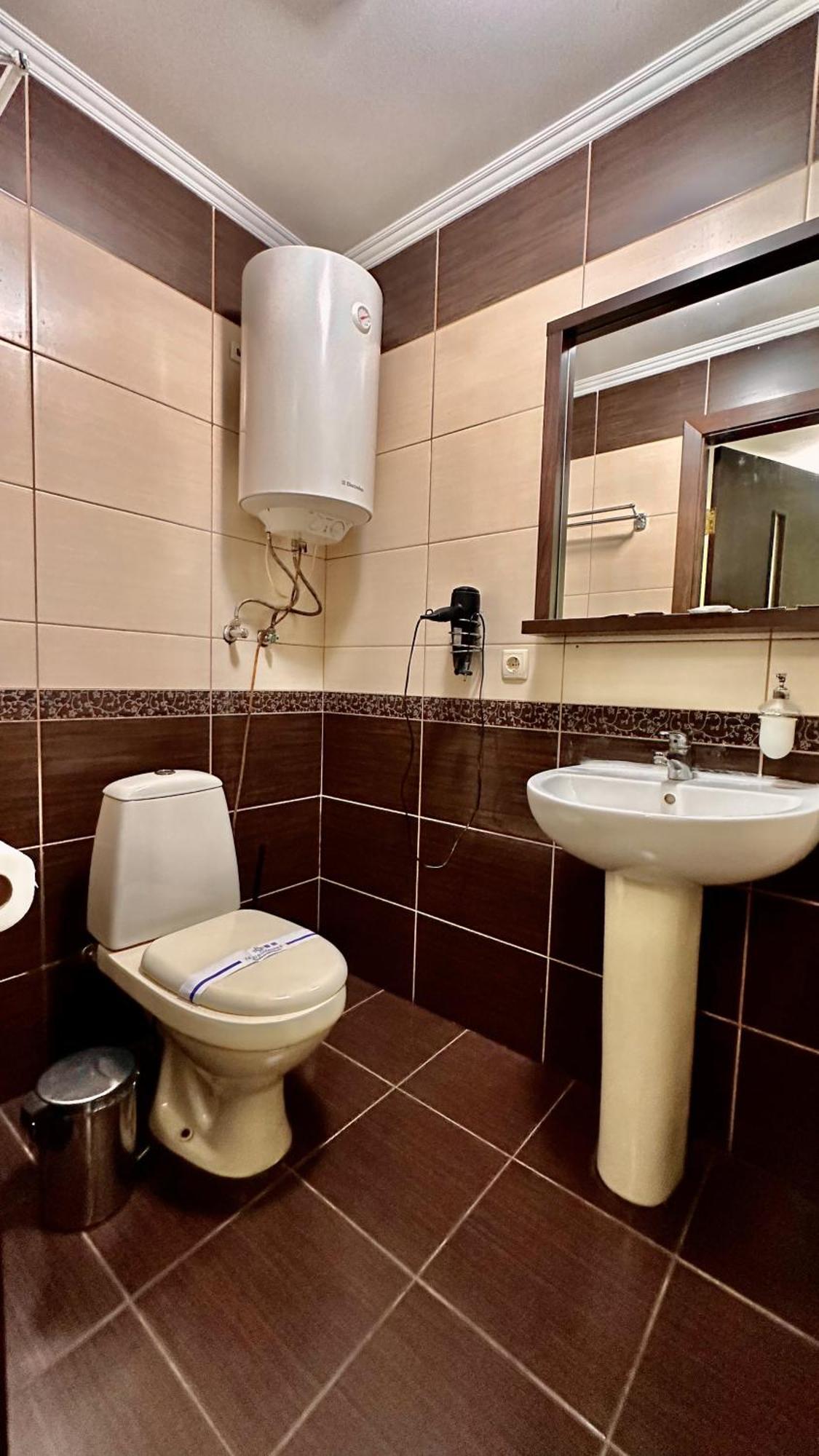 Petrovskyi Brovar Brovary Εξωτερικό φωτογραφία