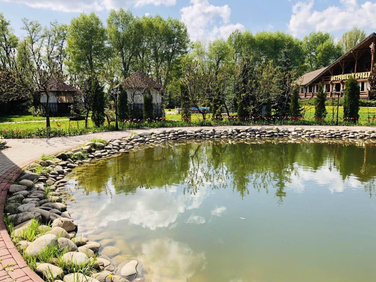 Petrovskyi Brovar Brovary Εξωτερικό φωτογραφία