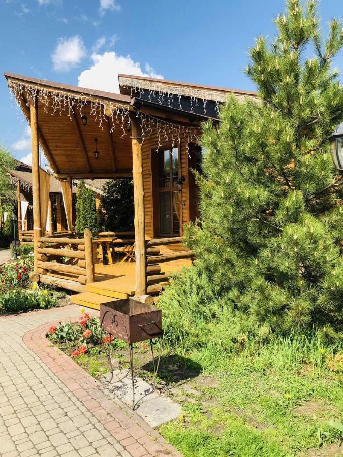 Petrovskyi Brovar Brovary Εξωτερικό φωτογραφία
